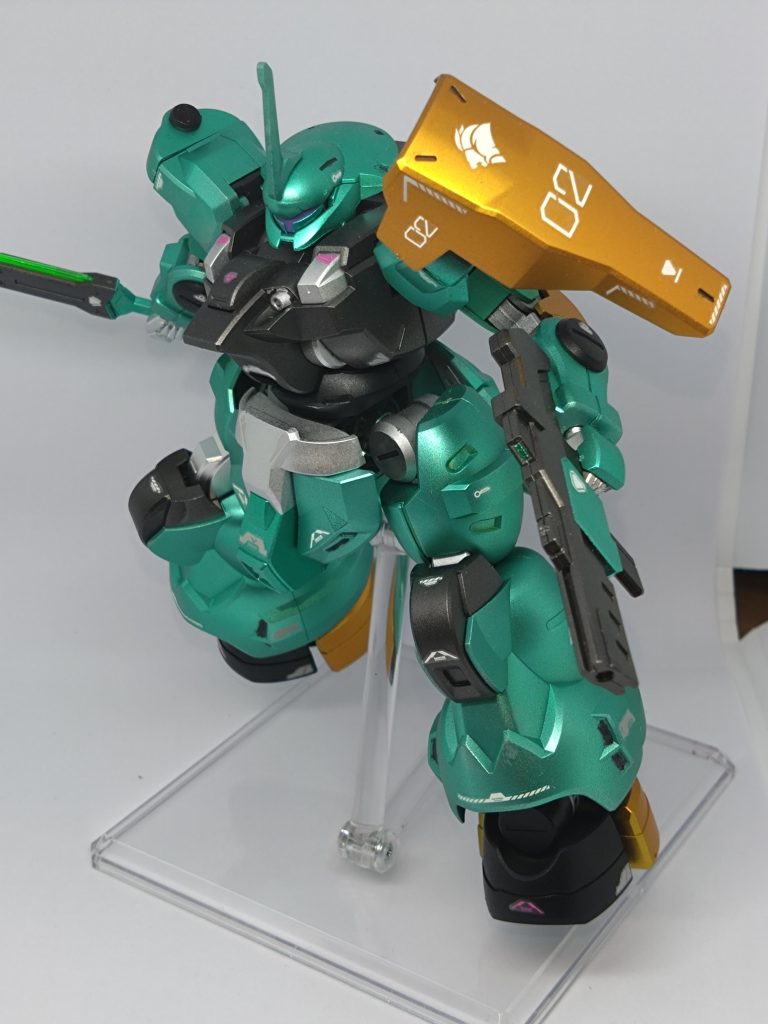 シールドは片方のがバランス良いと思っています。勝手に離れて動くダリルバルデは別ですが