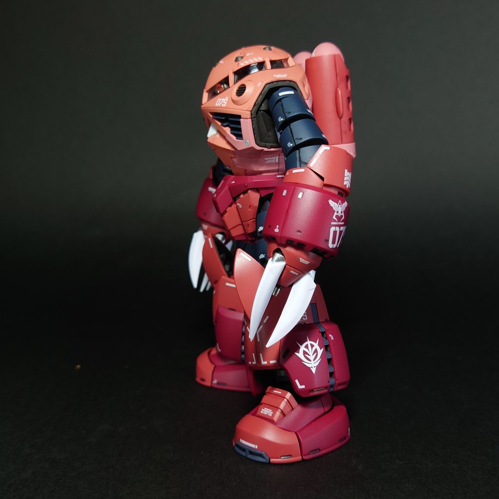 可愛らしいデザインのズゴックが、こんなに格好良くなるなんて……