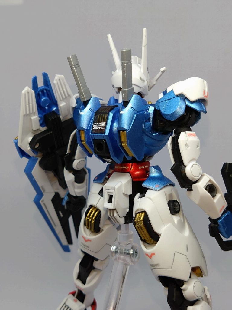 こちらはノーマルのバックパック。フライトユニットを外した後に見ると物足りなさを感じる。