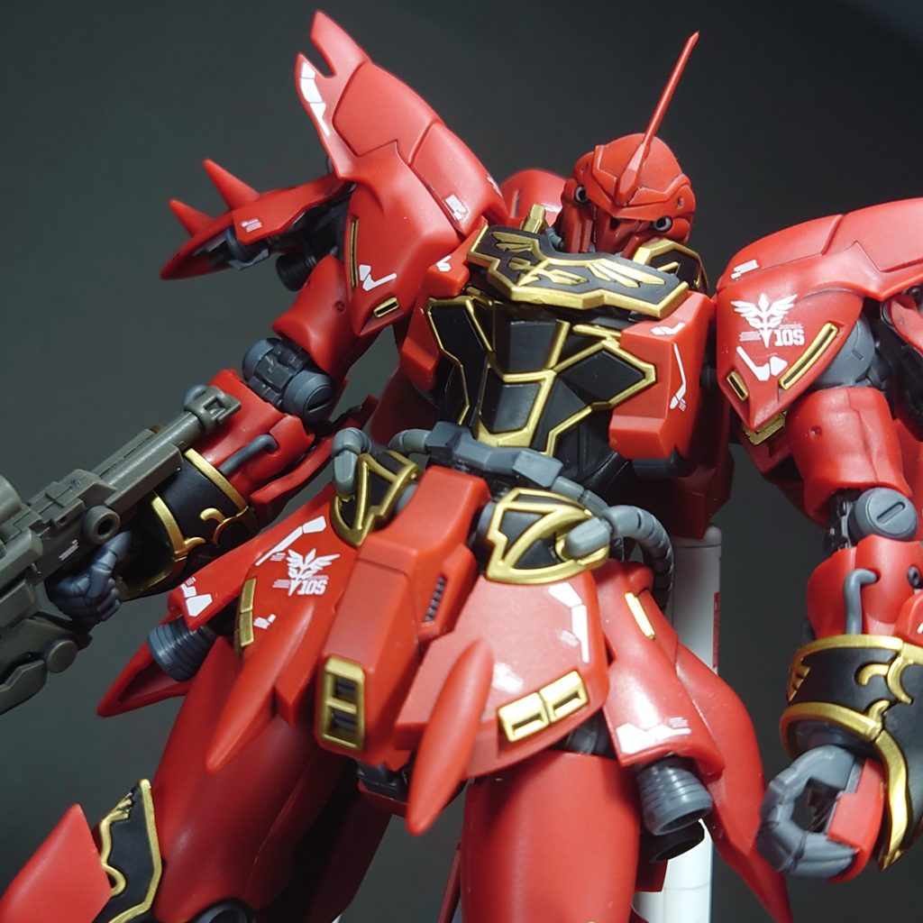 モノアイをWAVEのHアイズに交換したけど、小さ過ぎて見えないですね(泣)