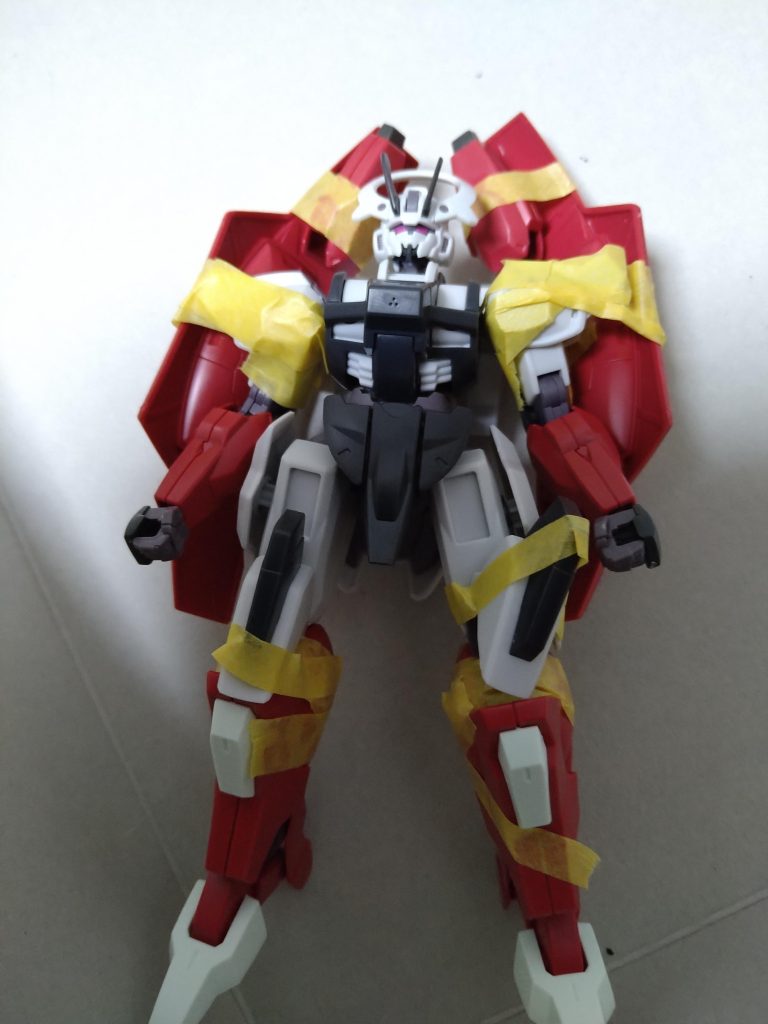 仮組み1。最初はこうしようと考えましたが、自分の腕では実現できず、考えた末に今の状態に落ち着きました。