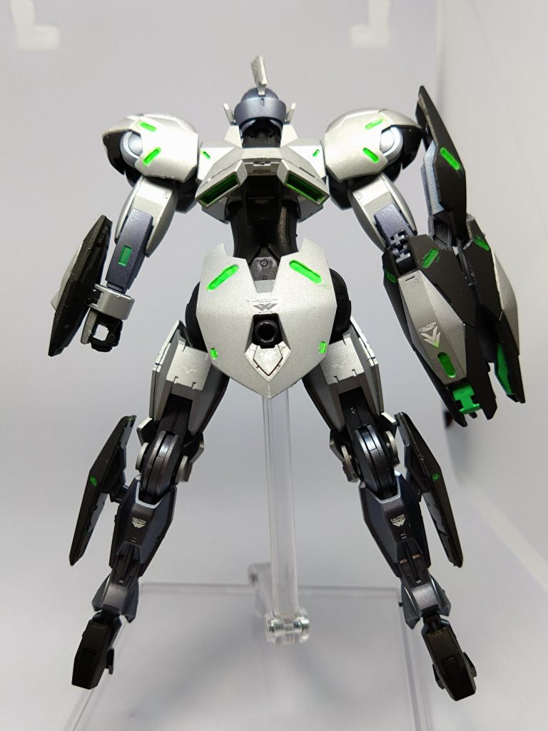 背後はちょっと寂しい。いずれミキシング等考えたい。