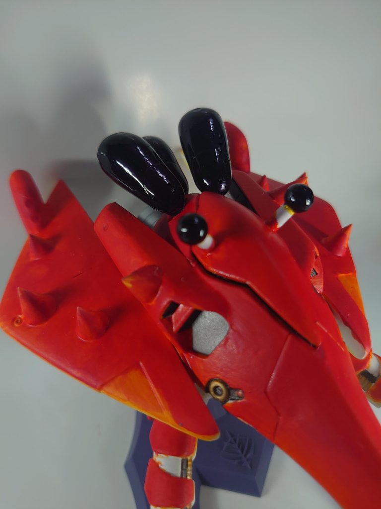 ケリィ「闘いは喰うか喰われるかだ！」ガトー「もう貴様などと話す舌はもたん！蟹を喰う意味さえ介さぬ男に」ケリィ「大尉何気に喰う気マンマンですよね！？なんすか、その殺意増し増しな武器はっ？！」