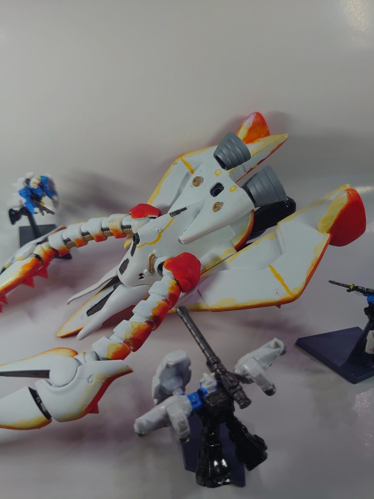 ケリィ「無念…」ウラキ「ケリィさんっ！脱出してください！」ケリィ「へっ、蟹の腹子なんざ積んじゃいねぇぜ！」