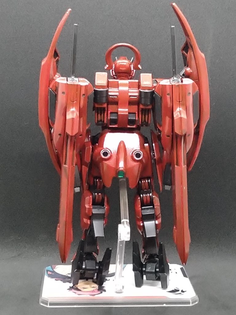 ガーディアン・シース二本取り付けたバックパックが重いのでキャラアクションベースで保持。一応ベース無しでも自立します。