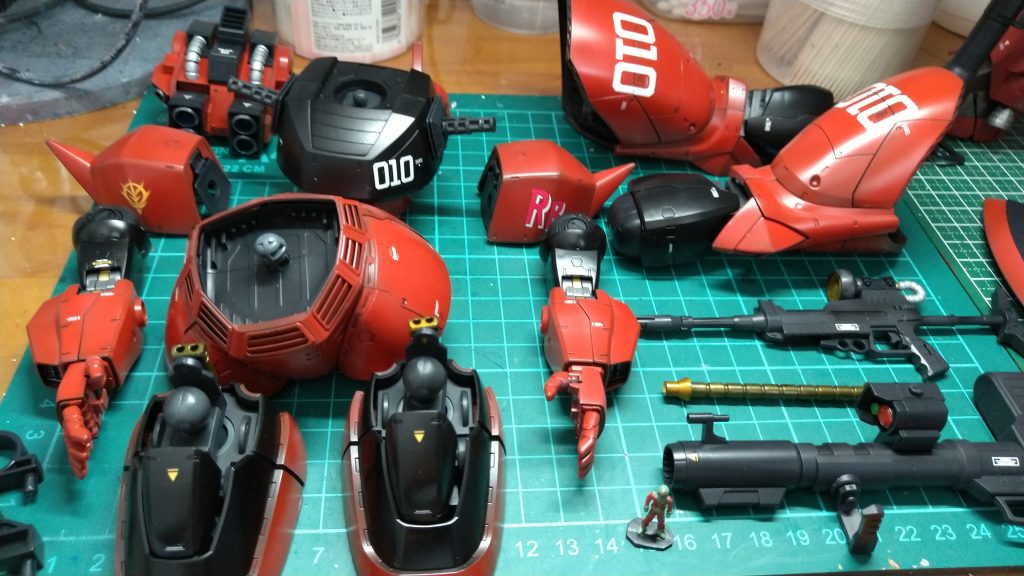 赤シャインレッド80%、モンザレッド20%、レッドブラウン少々黒ブラック100%