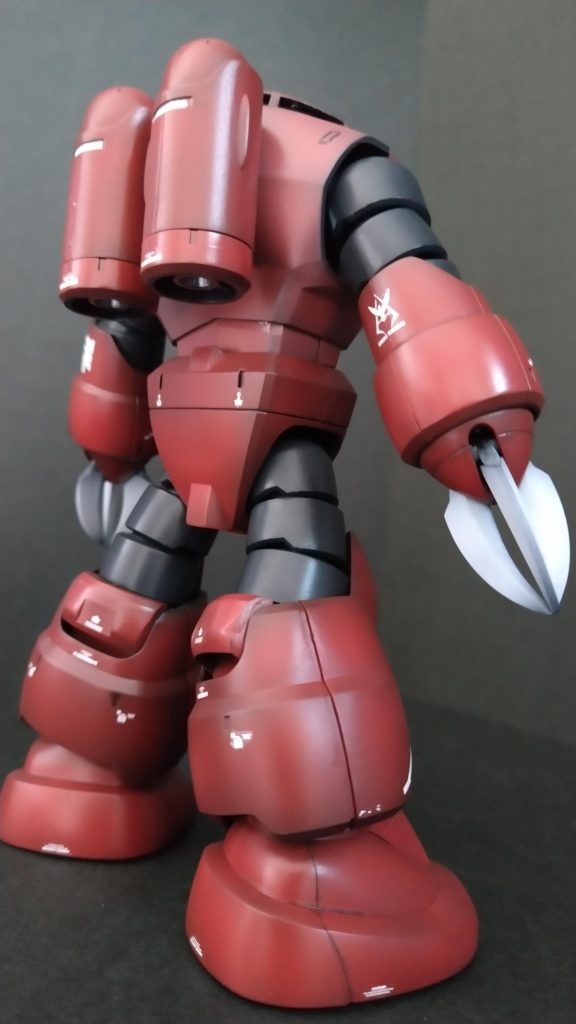 余りデカールを少し貼っています。