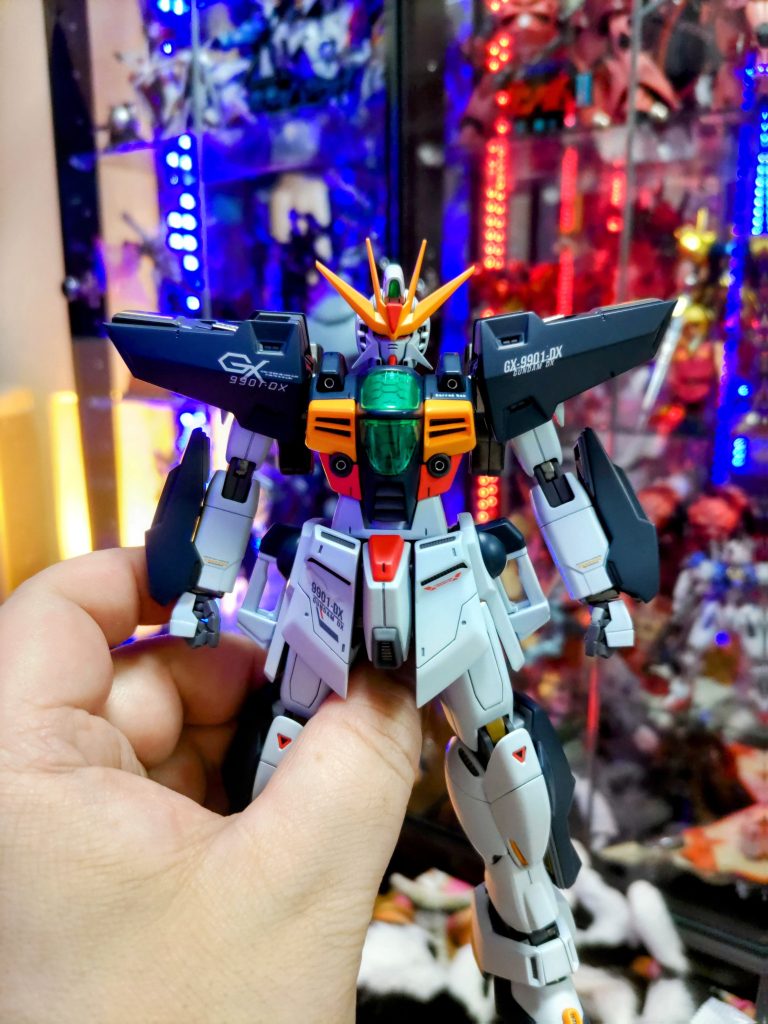 サテライトシステム無しの状態が結構好きです。キットの通りに作っているので勿論、サテライトシステムの展開も出来ますが、バランスも悪いし、あんまり好きじゃないんで展開写真は無しですw