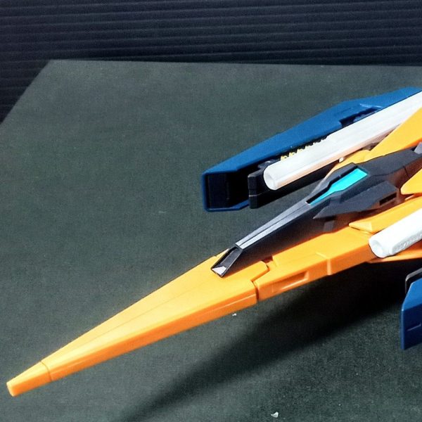 アリオス　ランチャーブースター装備