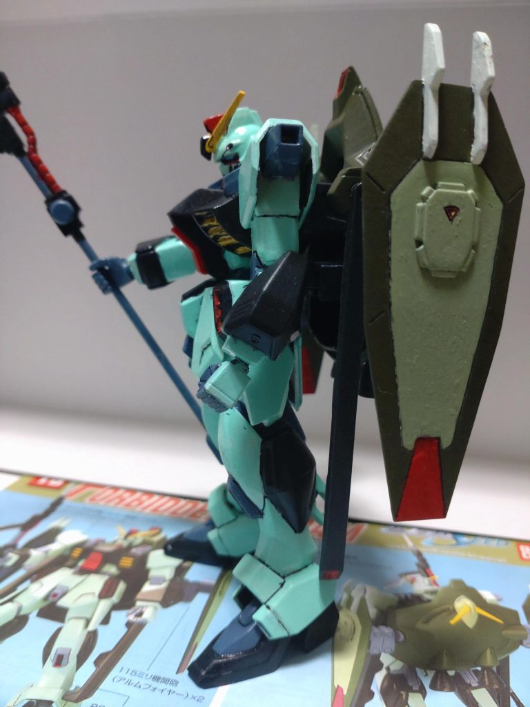 塗装は水性の筆塗り。