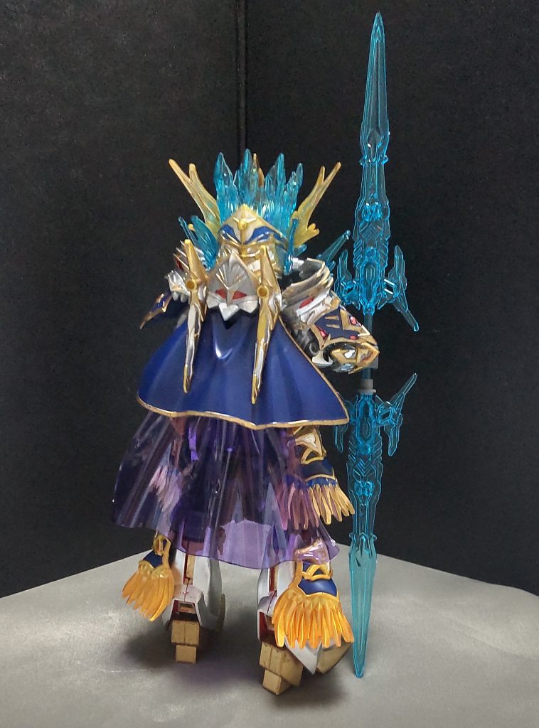 リアビュー特に何もいじってません。シャイングラスパードラゴンの翼を装着出来るようにしても良かったのですが、そこまでする必要はないかなと判断してスルーしました。