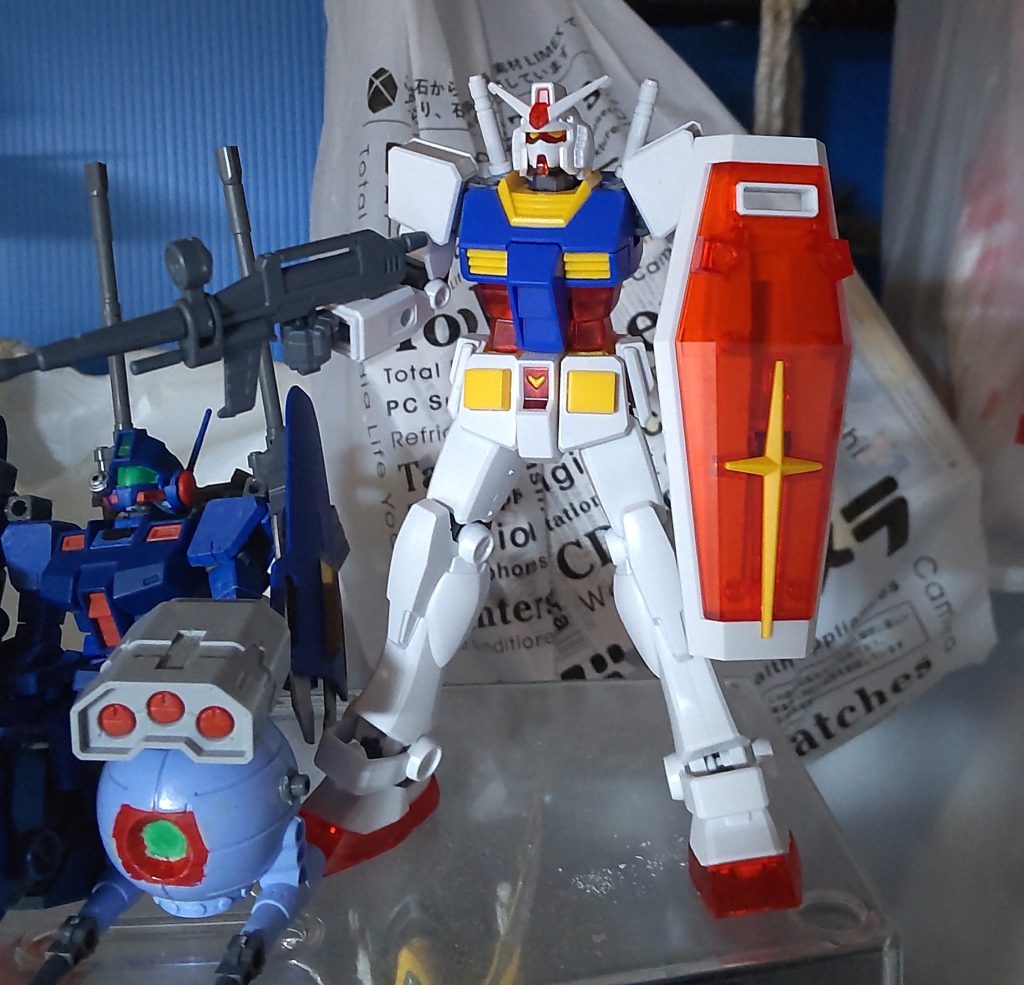 ガンダムの裏読みは「白い悪魔」「ファースト」「機動戦士」「トリコロール」等ですかね。トリコロールは最早屁理屈レベルですね。