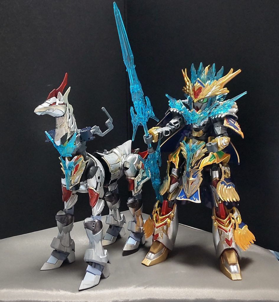 このアーサーには愛馬スタリオンがあったことを思い出して、引っ張り出してきました。改良点として、手綱代わりの取っ手部分を追加しています。※これはSDコンの1作目に作った大型乗り物の技術を流用しています。