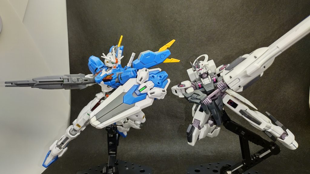 ラスボス勢···なのですが。盾のエアリアルと剣のシュバルゼッテ、放送前は、こんな展開を予想していた方も多かったのでは？私含めて。エアリアル改のポーズは、ルブリスのパケ絵に寄せています。