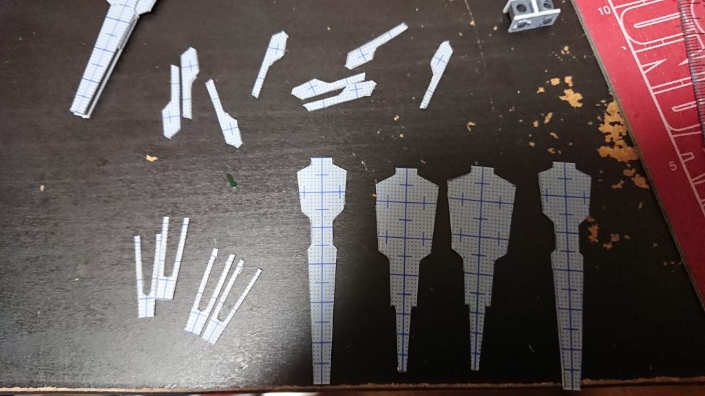 パーツごとに切り出し余った箇所はそのうちディティールアップに使うために残してます