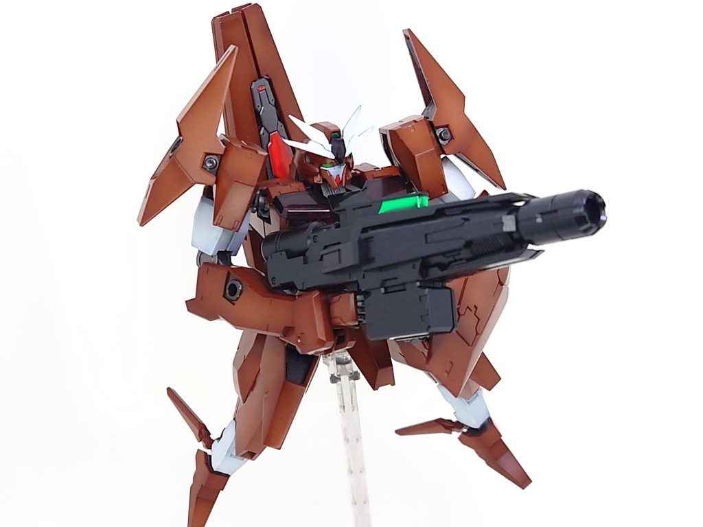 ビーム兵器が大型です