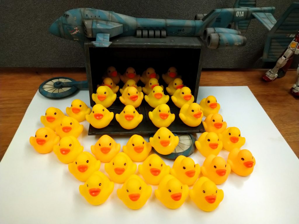 じゃじゃ〜ん！　答えは「37？」ん？「38？」…この量産型ひよこには、ジオンも太刀打出来なかったことでありましょう…（飽き飽き）