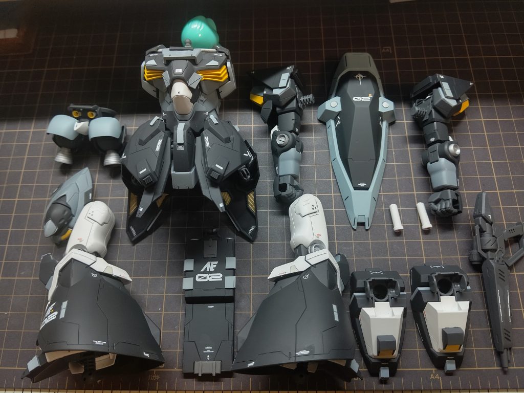 最終組み立て前。