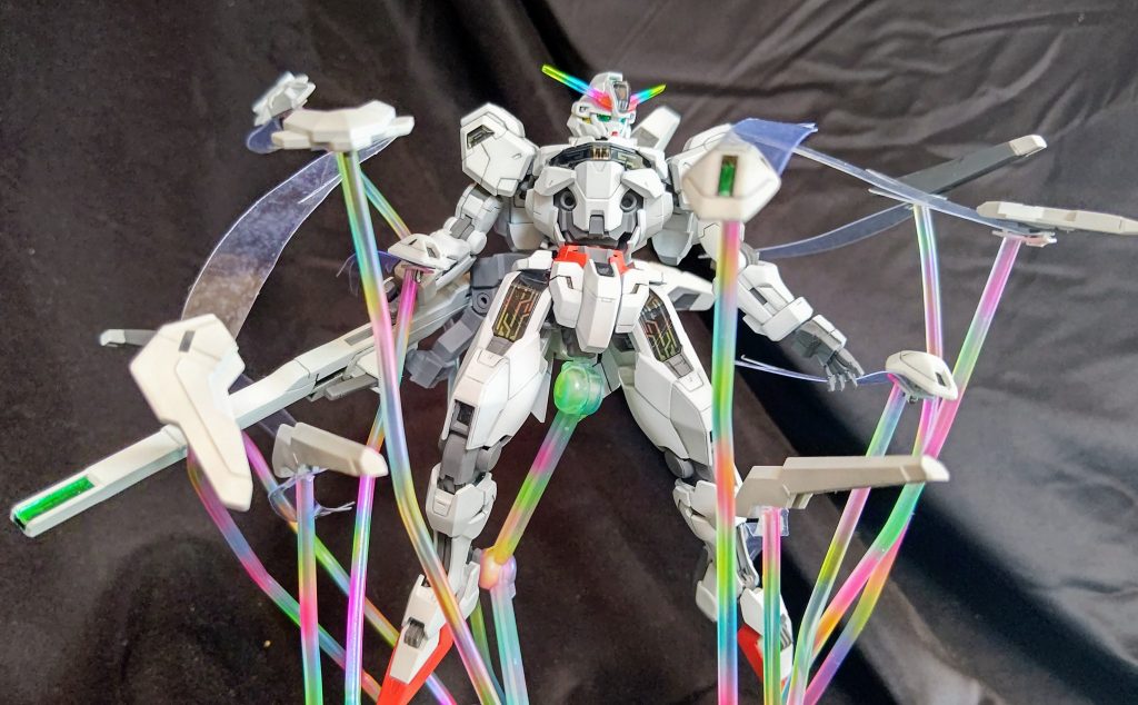 バリアブルロッドライフルは単純に装備として、ビットは劇中のドラマとして同時に使用してる姿が存在しないのが惜しい。スパロボなどのゲームで両方自在に使いこなすキャリバーンに期待です。