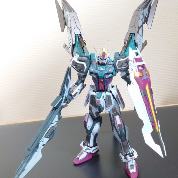 EG ストライクガンダム