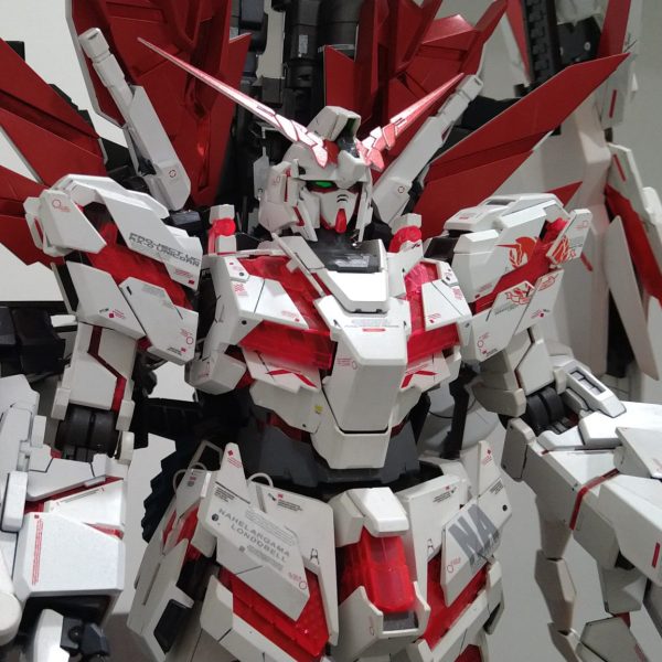 PG ユニコーンガンダム・ペルフェクティビリティ ディバイン レッドサイコフレーム.VER｜RED4038さんのガンプラ作品｜GUNSTA（ガンスタ）