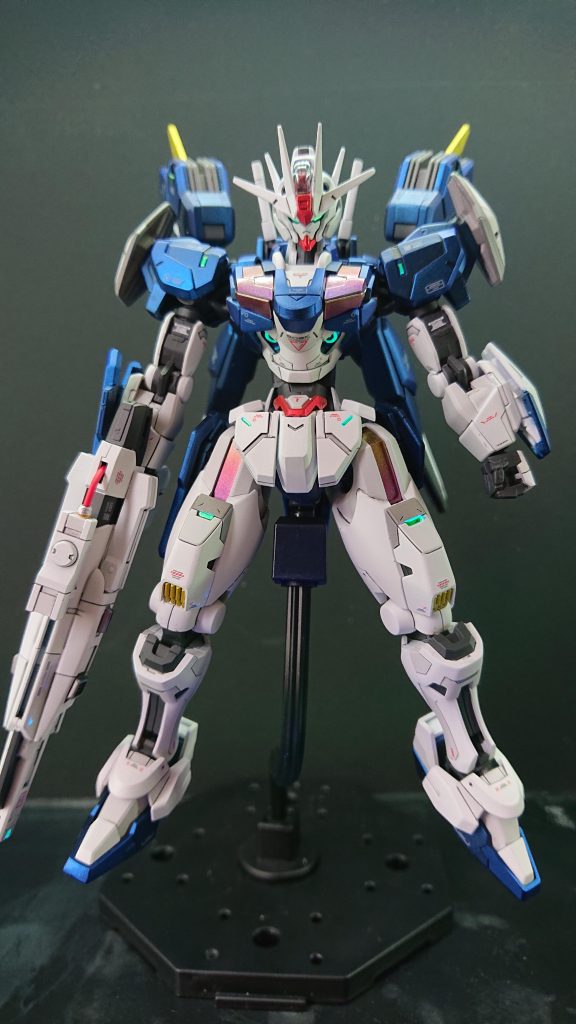 正面シェルユニット部はクリアーパープル、クリアーオレンジでグラデーションにしています。