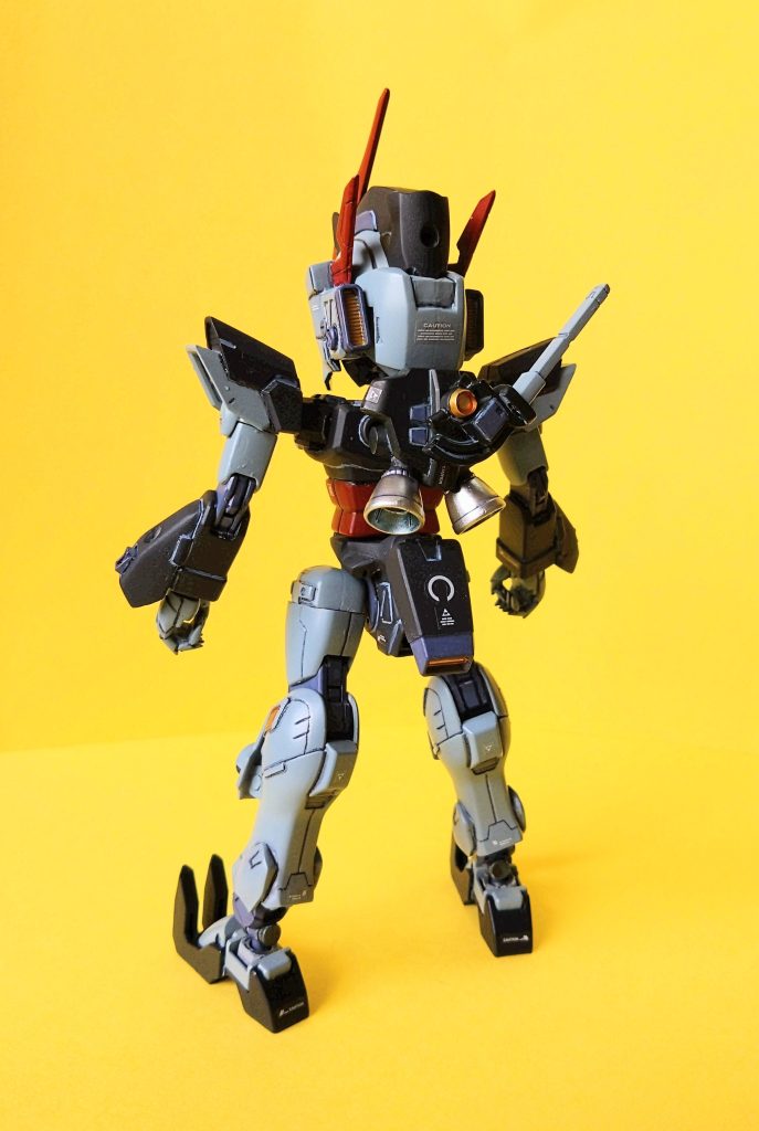 【ガンプラ】機体名:ガンダムヒュドラティスビルダー、リリー・烏丸が駆るガンプラ。G-UNITのハイドラガンダムのコンセプトをリビルドしたオリジナル機。ミッションやフィールドによってパーツを換装することにより、汎用性を高めている。一騎当千のピーキーな機体ではなく、コンセプトを活かしつつ使い勝手の良さを織り込むスタイルが、彼女の強さと手堅さを垣間見ることが出来る。