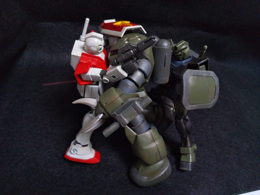 味方共々貫きます。「気の毒だが、無駄死にではないぞ。」