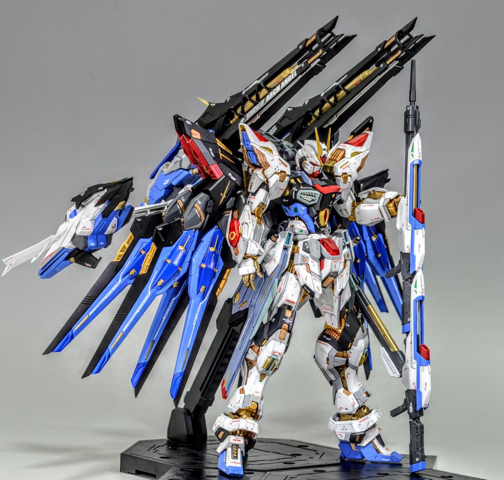 曲射ビームキャノンによる火力の大幅増強と機動力の強化がなされた究極のストフリです。