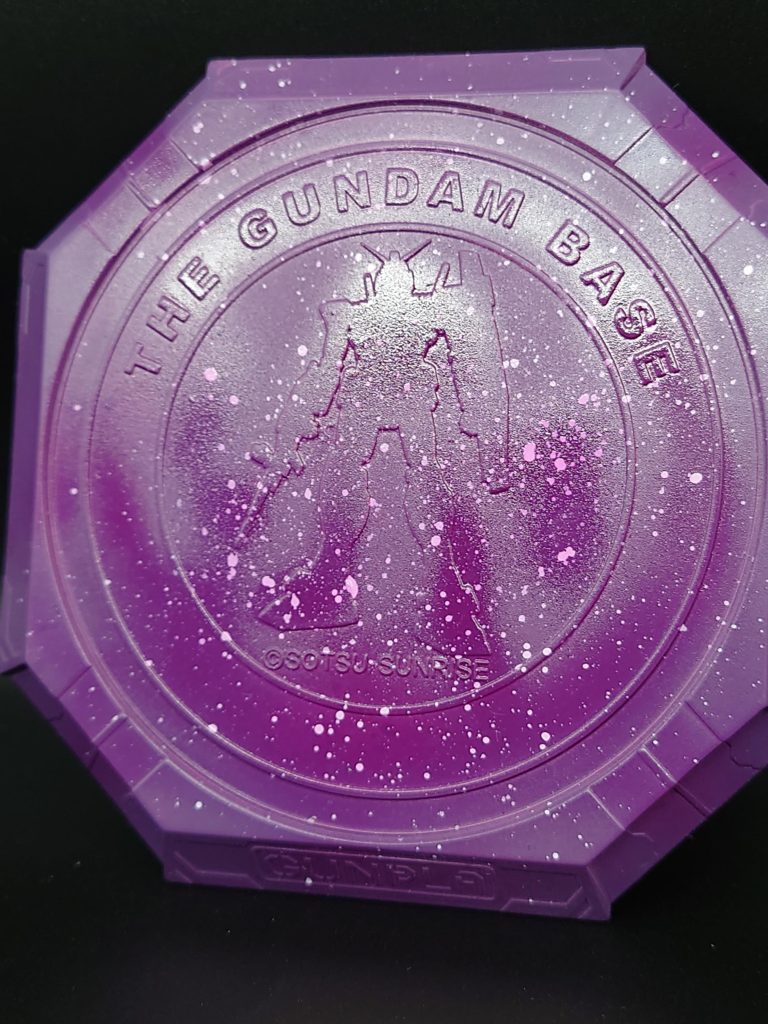 スパッタリング技法を使ってホワイト飛ばしてこんな仕上がりになりました！