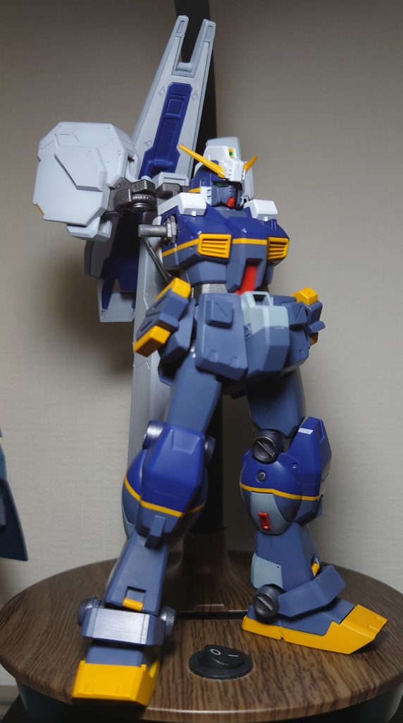 パネルごとの色をかえようとしたけどなんだか変。。。やめました。