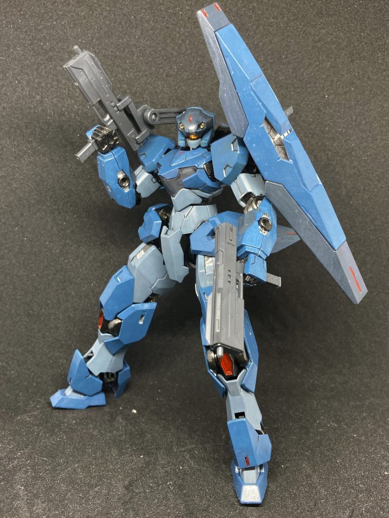 中近距離用のサブマシンガン。