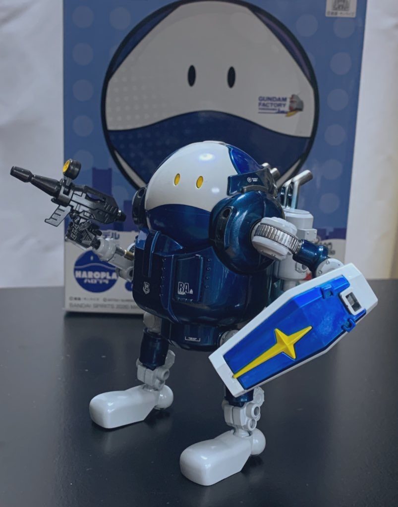 シールドとビームライフルを持たせてみた!