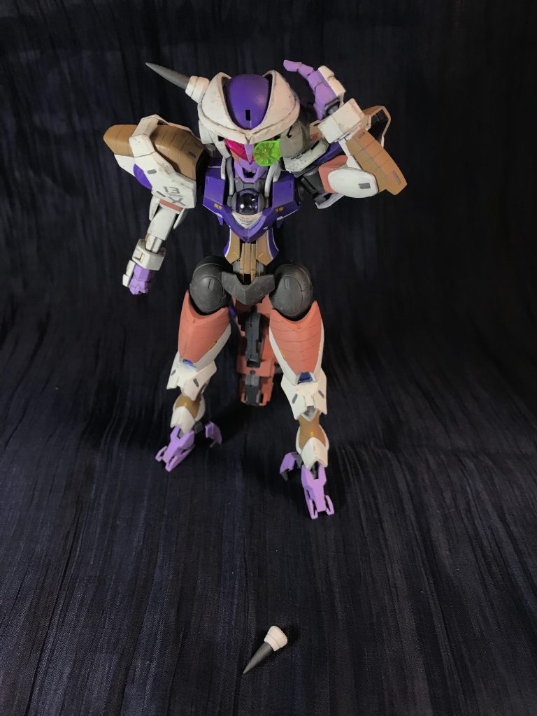 「ゆ、許さん、、、」※ツノはこのネタの為に抜き差し出来るようにしてたのですが、抜こうとしたら塗料で固着してしまい根本からボロっと。まあいいやと撮影終了後再接着しました。