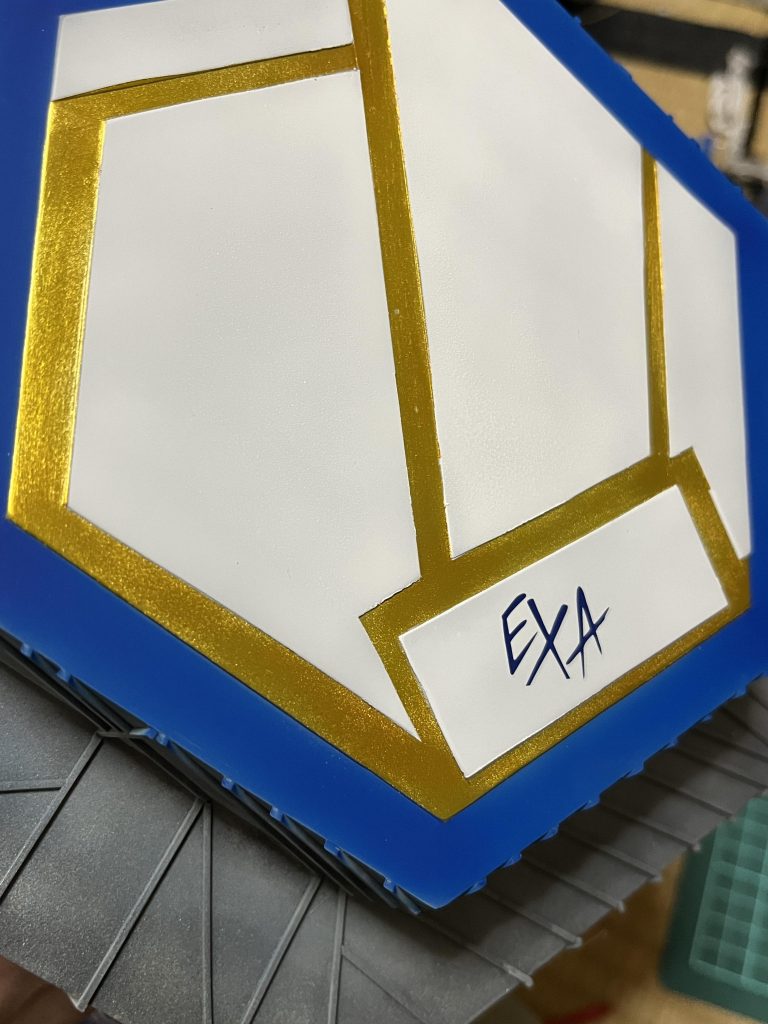 今回は専用の台座も製作しましたEXAの文字はALEXのデカールを切り貼りして再現しています^ ^