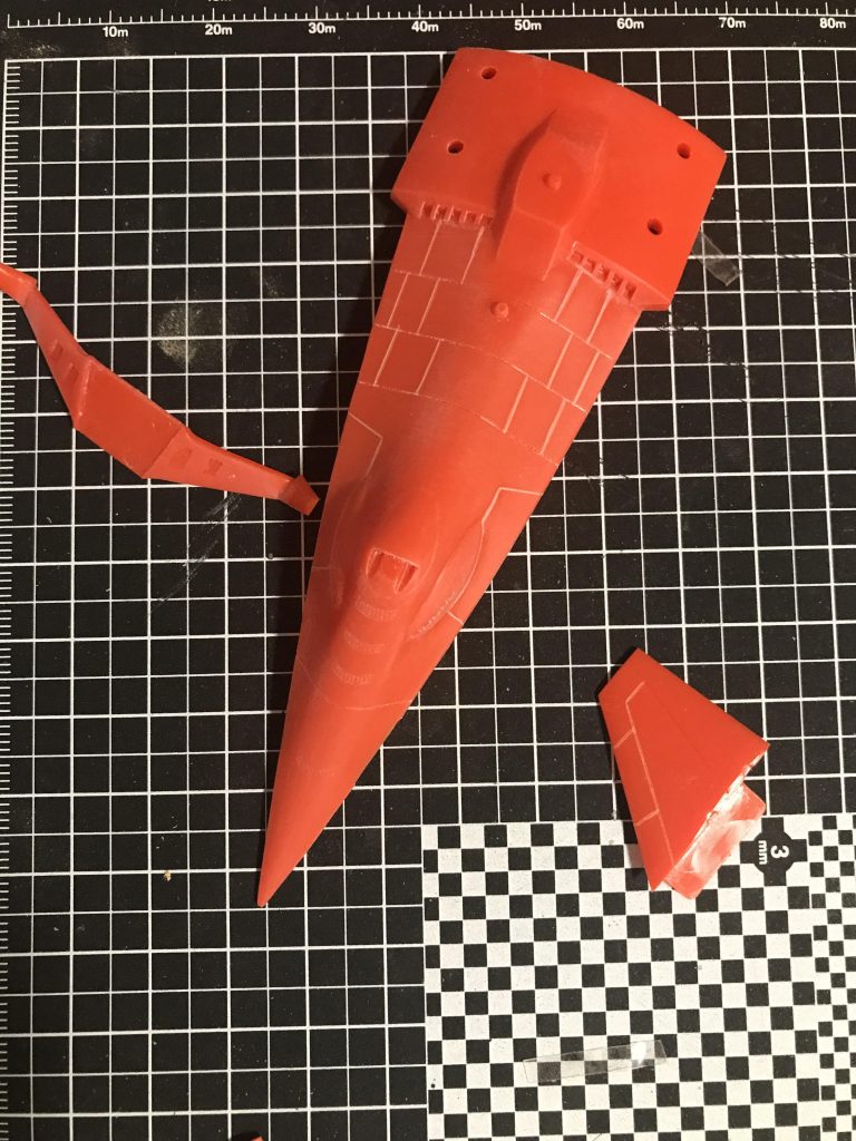 筋彫りでメカ感が出た気がします