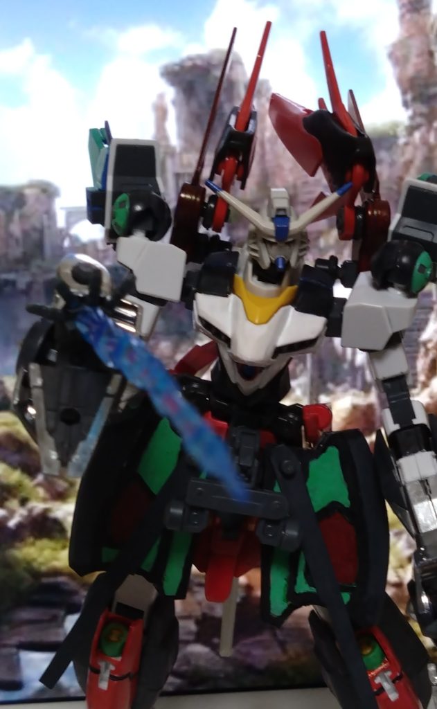 更に、パルマフィオキーナはPS2のあるゲームのデスティニーガンダムみたいに中距離・遠距離兵器として使え、しかも高出力のビームサーベルとしても使えます。そのパルマフィオキーナのサーベル形態は『パルマフィオキーナソード』と命名しました。