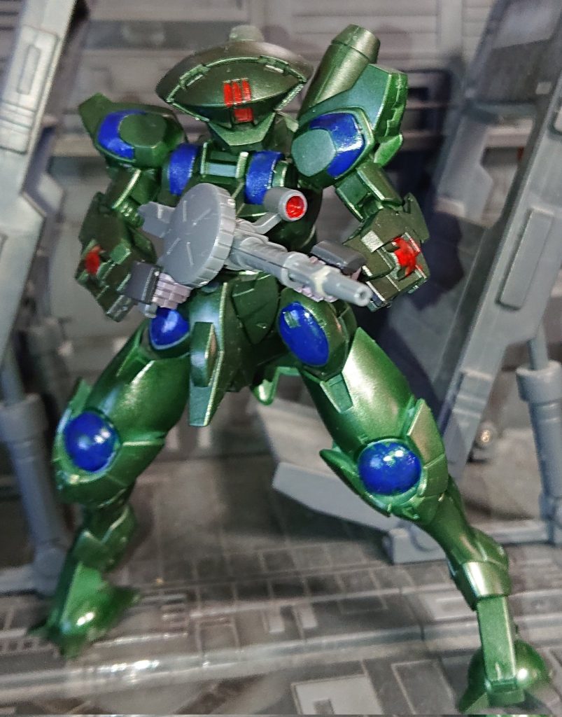 色は旧ザクを参考ミオリネ達が卒業したあとに学園に配備された訓練用兼決闘用MSという設定で