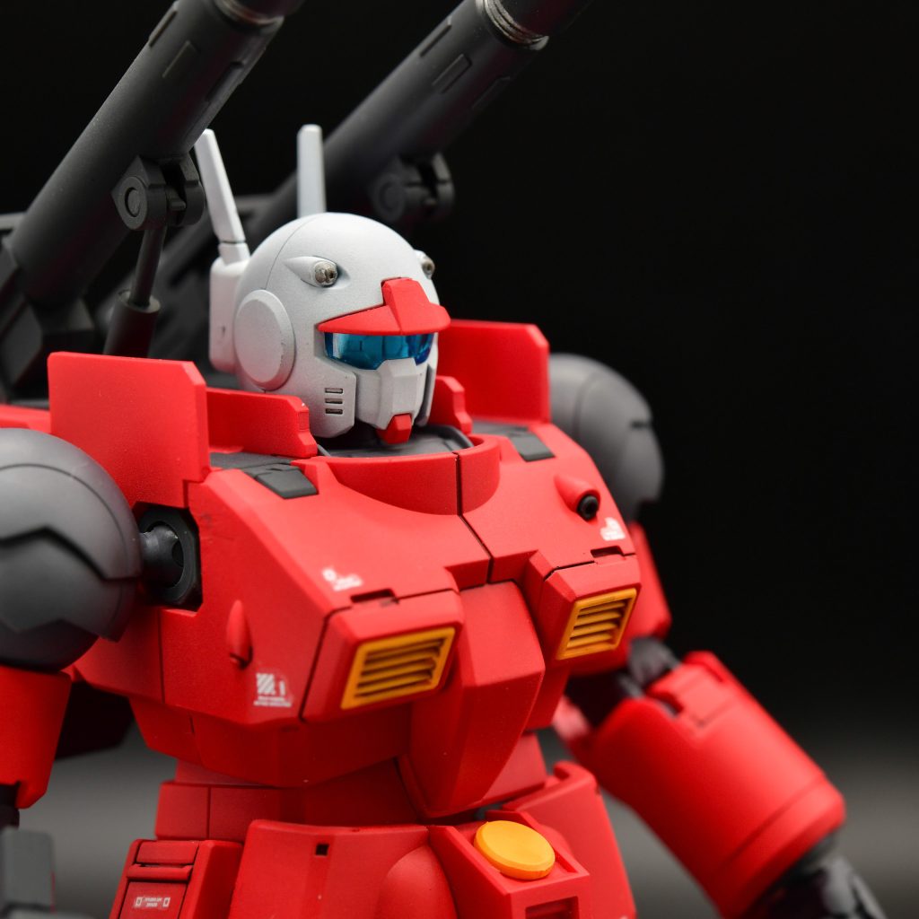 「ククルスドアンの島」版のガンキャノンはプロポーションも良くて、塗装するだけでカッコいいです。