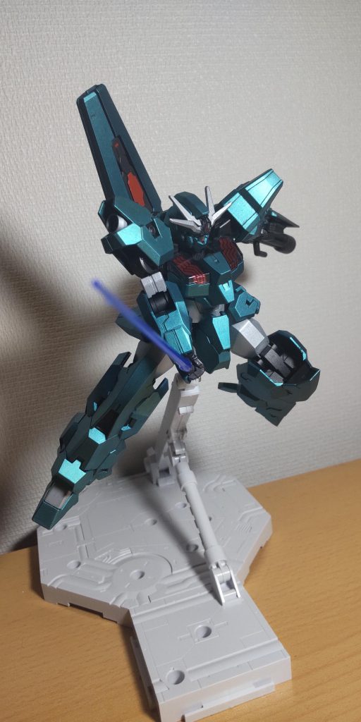 ブォン!近接も強そう(^^)