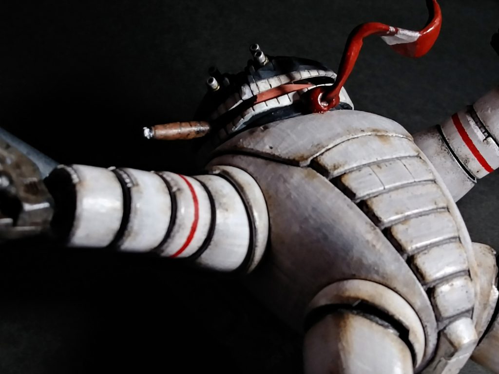 暴れ回るアッガイさん。バズーカでどんどんザクを叩き壊していきます。万能ですが、口が開いているので水中には潜れません。