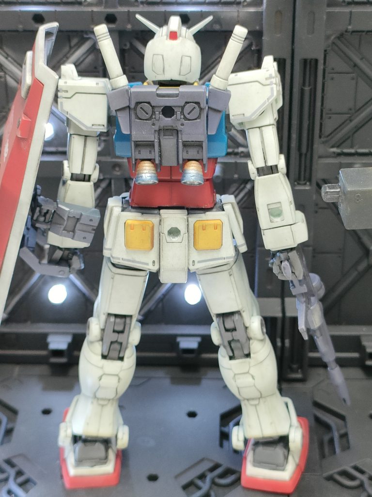 バックショットです!!バーニア焼けをウェザリングマスターで、ちゃちゃっと簡易的にやってみましたが、満足😎✨