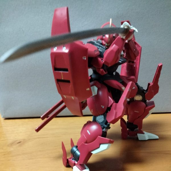 ダリルバルデ　刀装備型