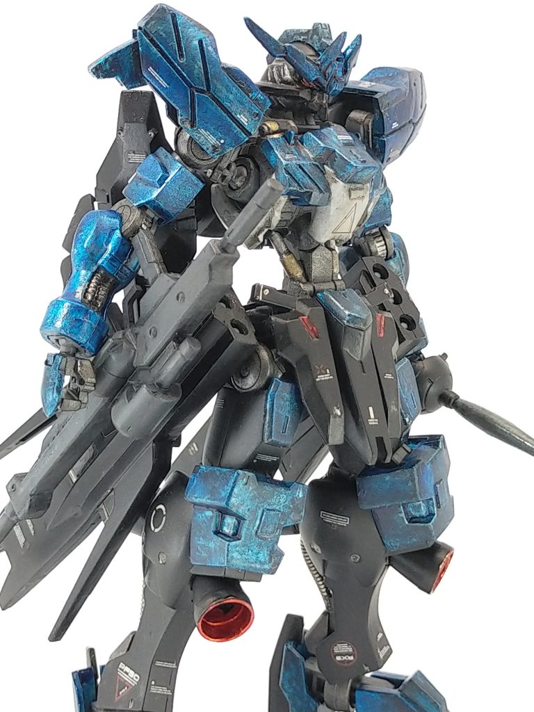 仕上げはエナメル塗料でウオッシング→パールクリア→半光沢のトップコートで保護。もう少し明る目の仕上がりの方がラップ塗装の模様が顕著になりそうなので、別の機会に試そうと思います。最後までお付き合いありがとうございます。