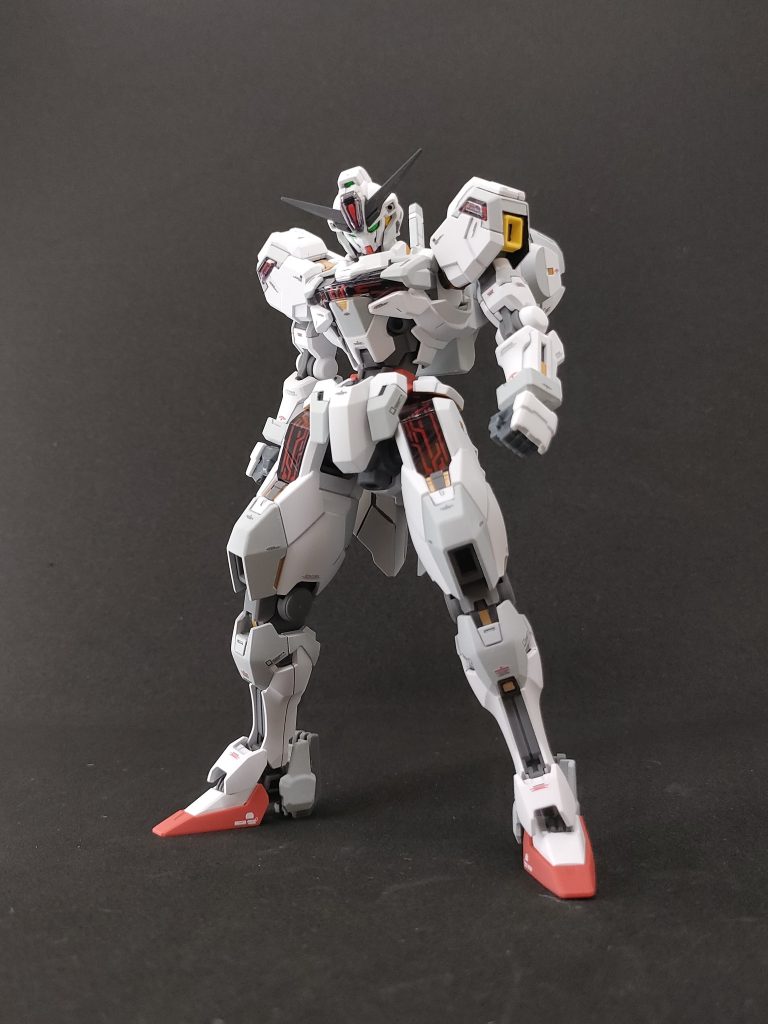 ハンドパーツは30mm?のやつを使用しています。