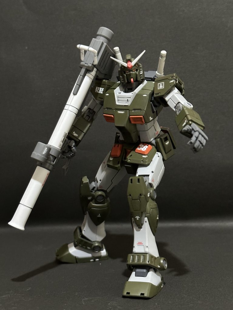 バズーカも拝借。