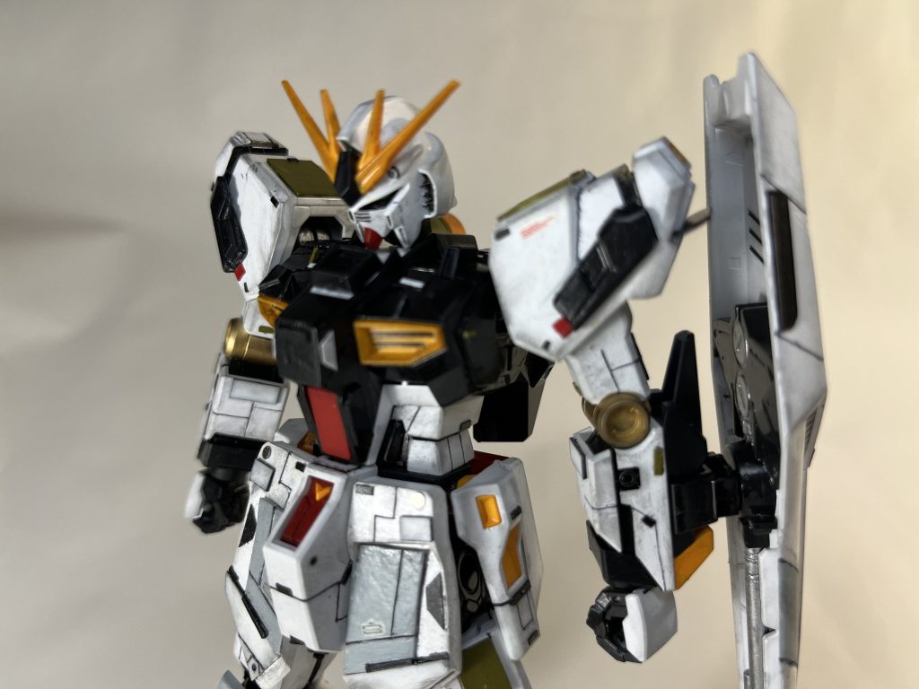 EG  RX-93  νガンダム