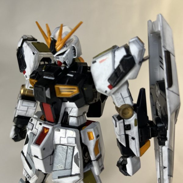 EG  RX-93  νガンダム