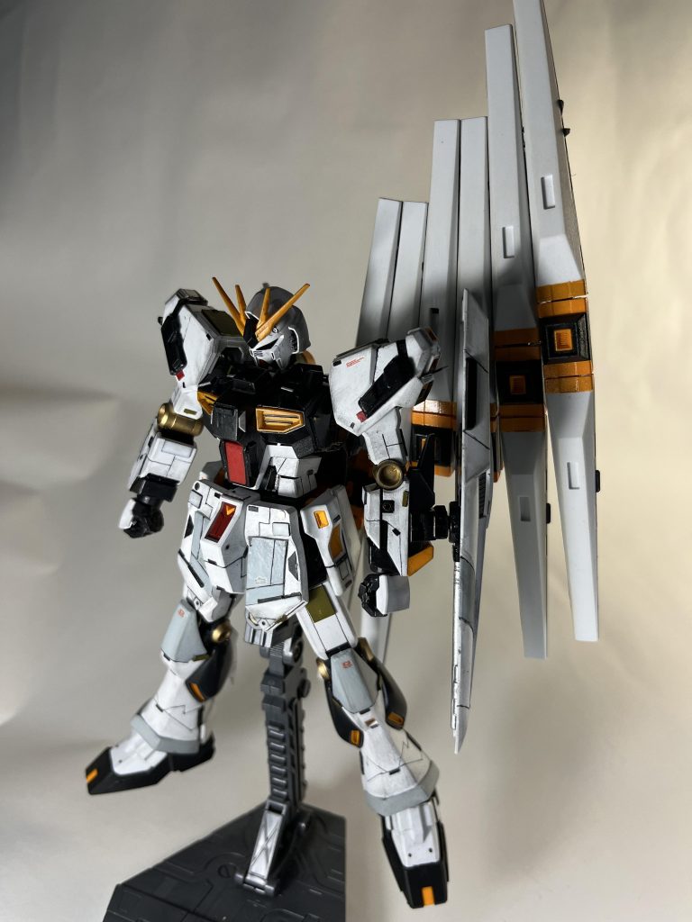 EG  RX-93  νガンダム–2枚目/制作者：mame.chibi