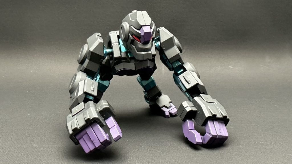 ゴリラですこちらは、アニマギアを塗装しただけのものです